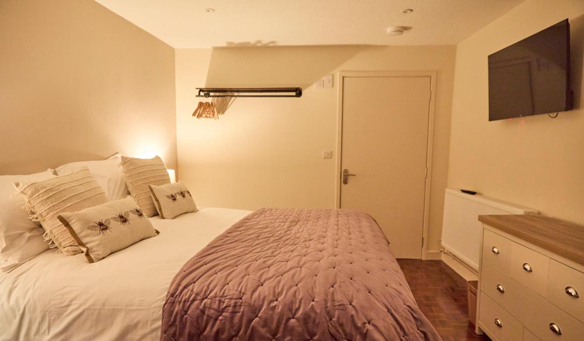 Hunters Lodge Inn ทอตเนส ภายนอก รูปภาพ